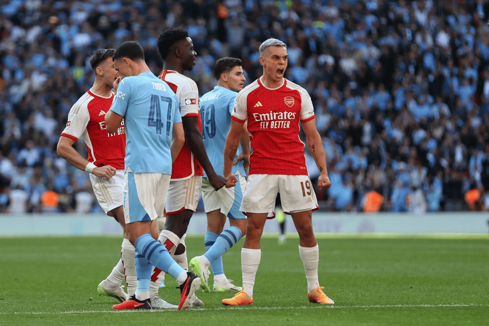 社区盾赛程吃紧，曼城今晚豪取连胜，压力陡增，阵容厚度经受考验的简单介绍